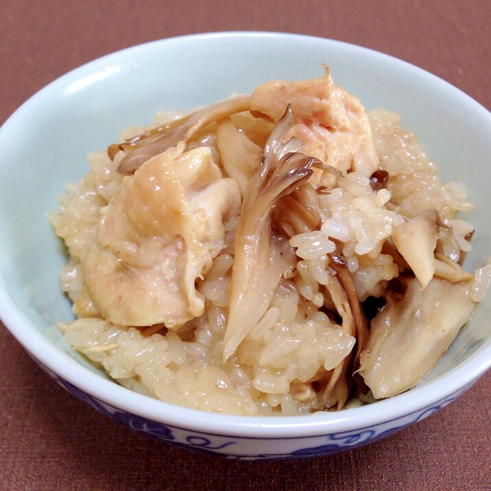 炊飯器におまかせ☆鶏肉と舞茸のおこわ